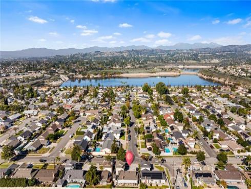 4024 E Del Valle , Orange, CA