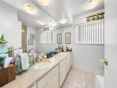 4024 E Del Valle , Orange, CA