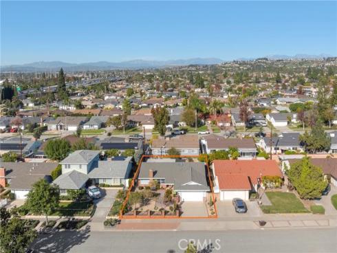 2225 E Quincy , Orange, CA