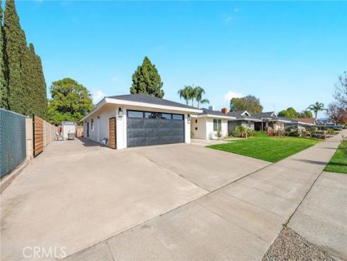 2201 E Oakmont , Orange, CA