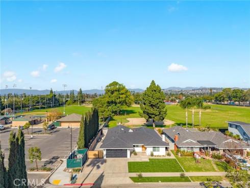 2201 E Oakmont , Orange, CA