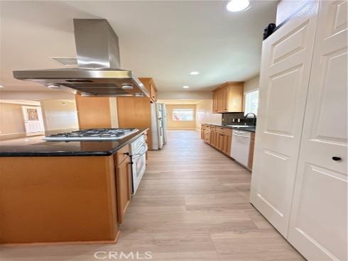 2331 E Adams , Orange, CA