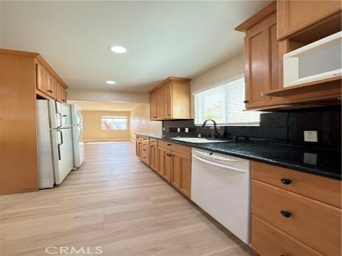 2331 E Adams , Orange, CA