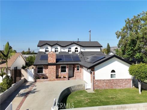 2331 E Adams , Orange, CA