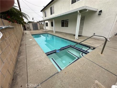 2331 E Adams , Orange, CA