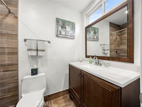 404 E Riverboat Way, Orange, CA