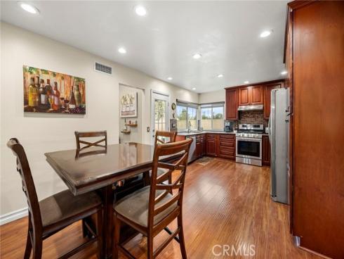 404 E Riverboat Way, Orange, CA