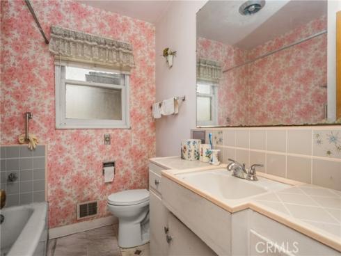 1324 E Lomita Avenue, Orange, CA