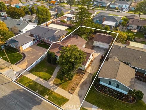 1324 E Lomita Avenue, Orange, CA