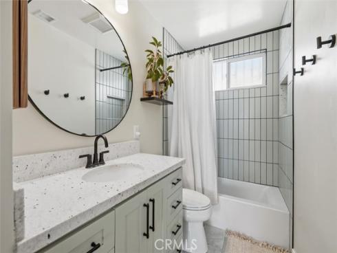 11851 Earlham , Orange, CA