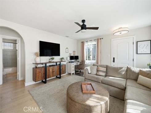 11851 Earlham , Orange, CA