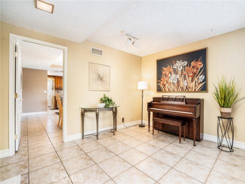 512 S Swidler Place, Orange, CA