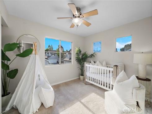 834 N Kintyre , Orange, CA