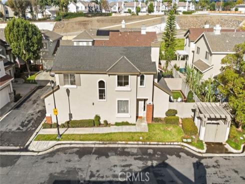 834 N Kintyre , Orange, CA