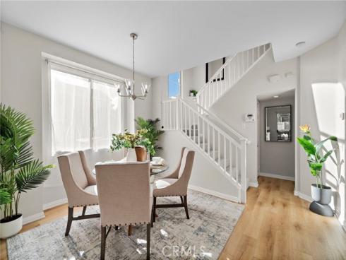 834 N Kintyre , Orange, CA