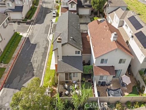 834 N Kintyre , Orange, CA