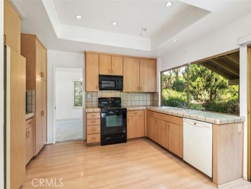 1665 N. Sycamore Street , Orange, CA