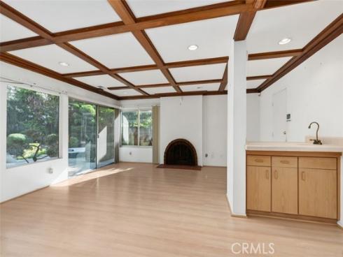 1665 N. Sycamore Street , Orange, CA