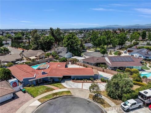 994 N Cleveland Street, Orange, CA