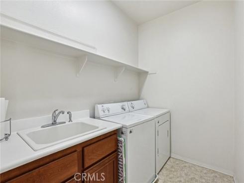 246 W Pebble Creek Ln , Orange, CA