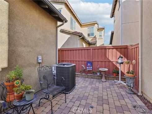 246 W Pebble Creek Ln , Orange, CA