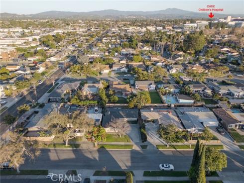 225 S Poinsettia , Orange, CA