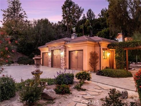 10845 N Meads , Orange, CA