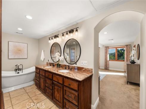 10845 N Meads , Orange, CA