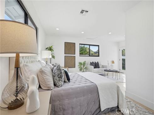 410 W Crystal View , Orange, CA