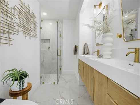 410 W Crystal View , Orange, CA