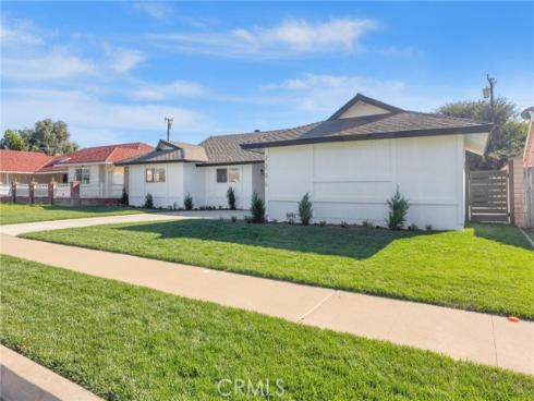 2206 E Athens , Orange, CA
