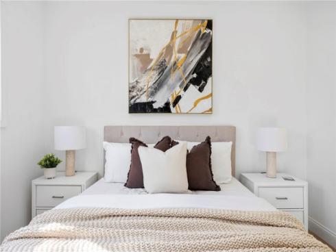 2206 E Athens , Orange, CA