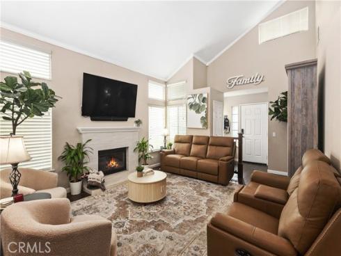 557 S Summerfield , Orange, CA