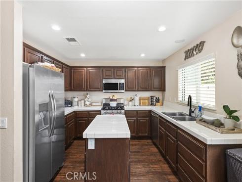 557 S Summerfield , Orange, CA