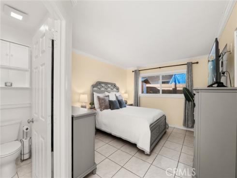 3139 E Chapman 3B , Orange, CA