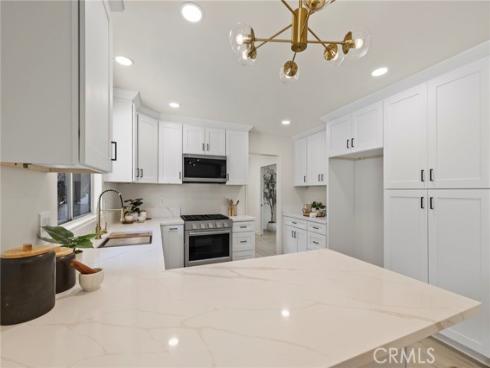 821 S Fairmont Way, Orange, CA