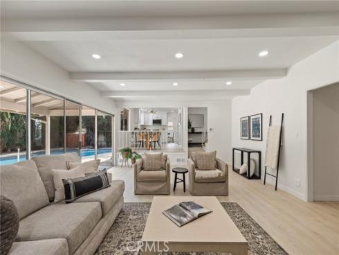 821 S Fairmont Way, Orange, CA