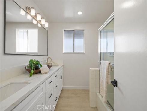 821 S Fairmont Way, Orange, CA