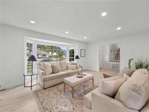 821 S Fairmont Way, Orange, CA