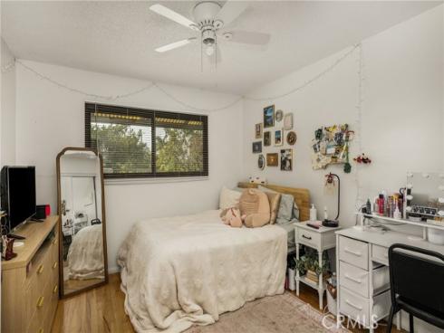 1011 E Chestnut  , Orange, CA