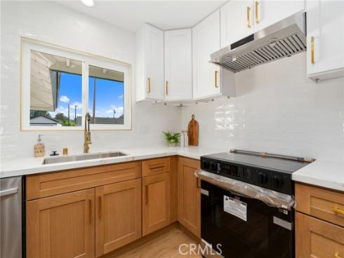 2076 N Diamond , Orange, CA