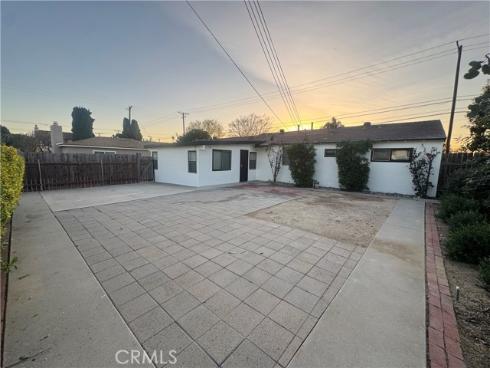 547 S Yorba Street, Orange, CA