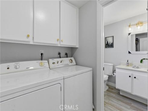 2100 W Palmyra  33 , Orange, CA