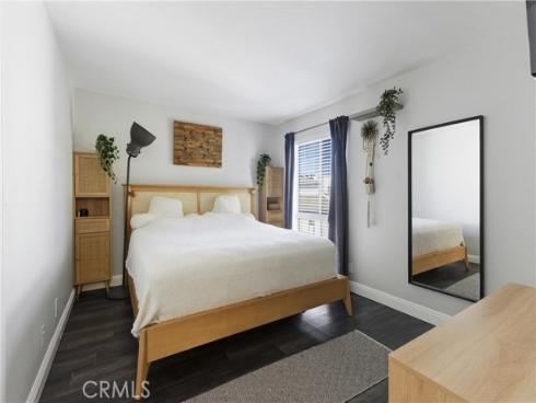 2100 W Palmyra  33 , Orange, CA