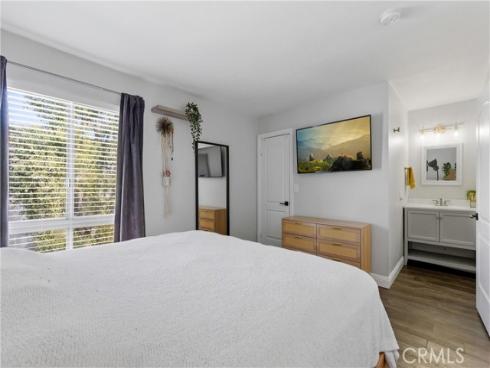 2100 W Palmyra  33 , Orange, CA