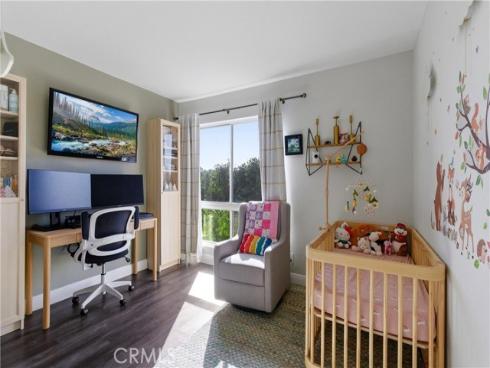 2100 W Palmyra  33 , Orange, CA