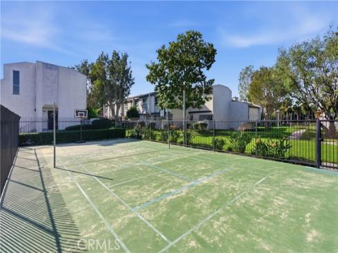 2100 W Palmyra  33 , Orange, CA