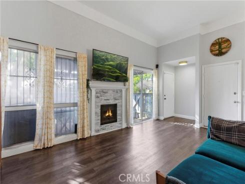 2100 W Palmyra  33 , Orange, CA