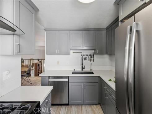 2100 W Palmyra  33 , Orange, CA