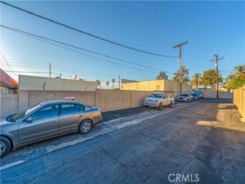 2295 N Tustin  31 , Orange, CA